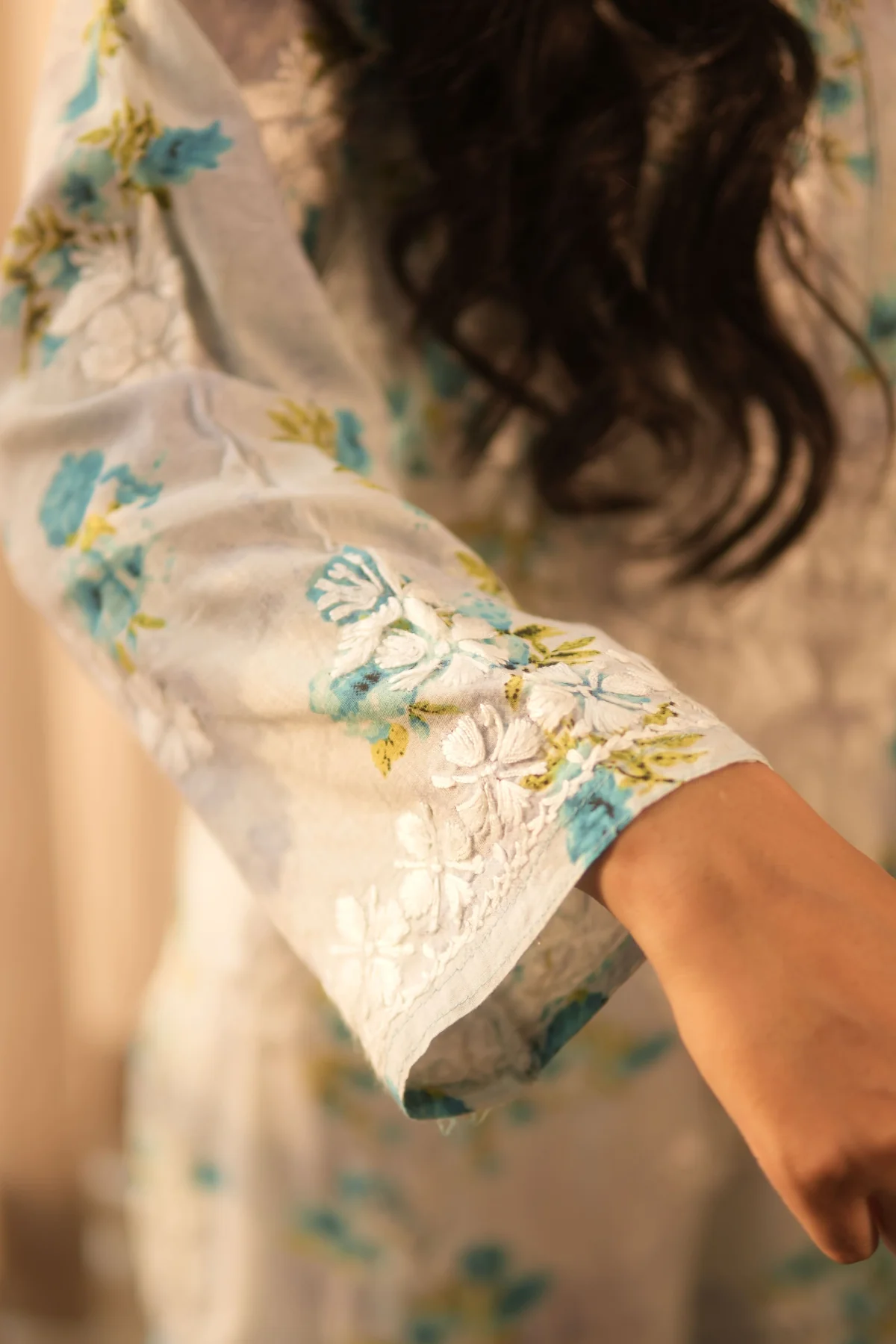 Arsh Handcrafted MulMul Cotton Printed Chikankari Kurti - Image 4