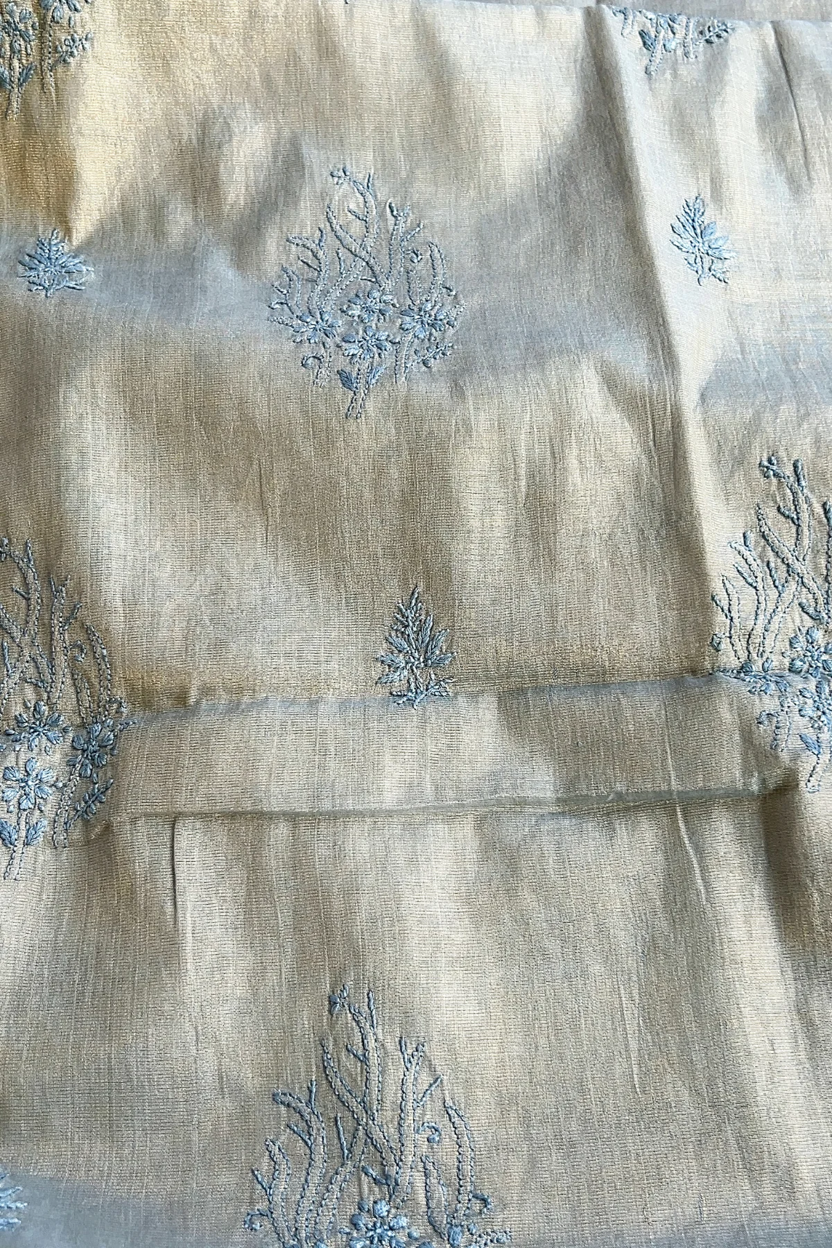 Arsh Handcrafted Tissue Chanderi Kurti and Dupatta Chikankari Set - Image 3