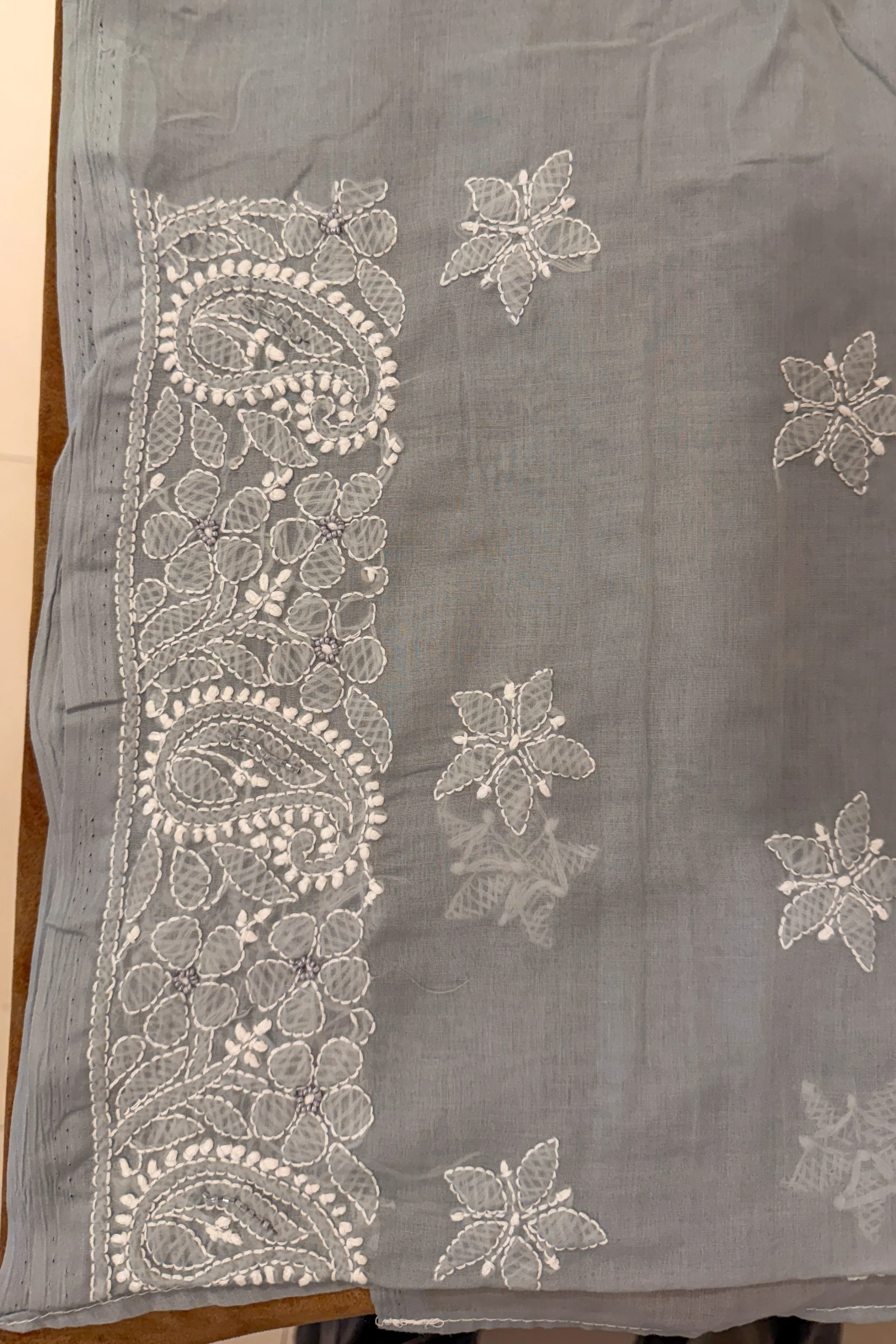 Arsh Handcrafted Grey Cotton Unstitched Chikankari Front Jaal 3pc Suit - Image 7
