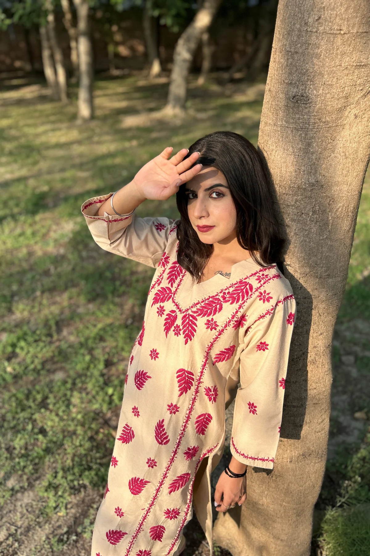 Arsh Handcrafted Khadi Cotton 3pc Kurti, Pant and Dupatta Chikankari Set - Image 2