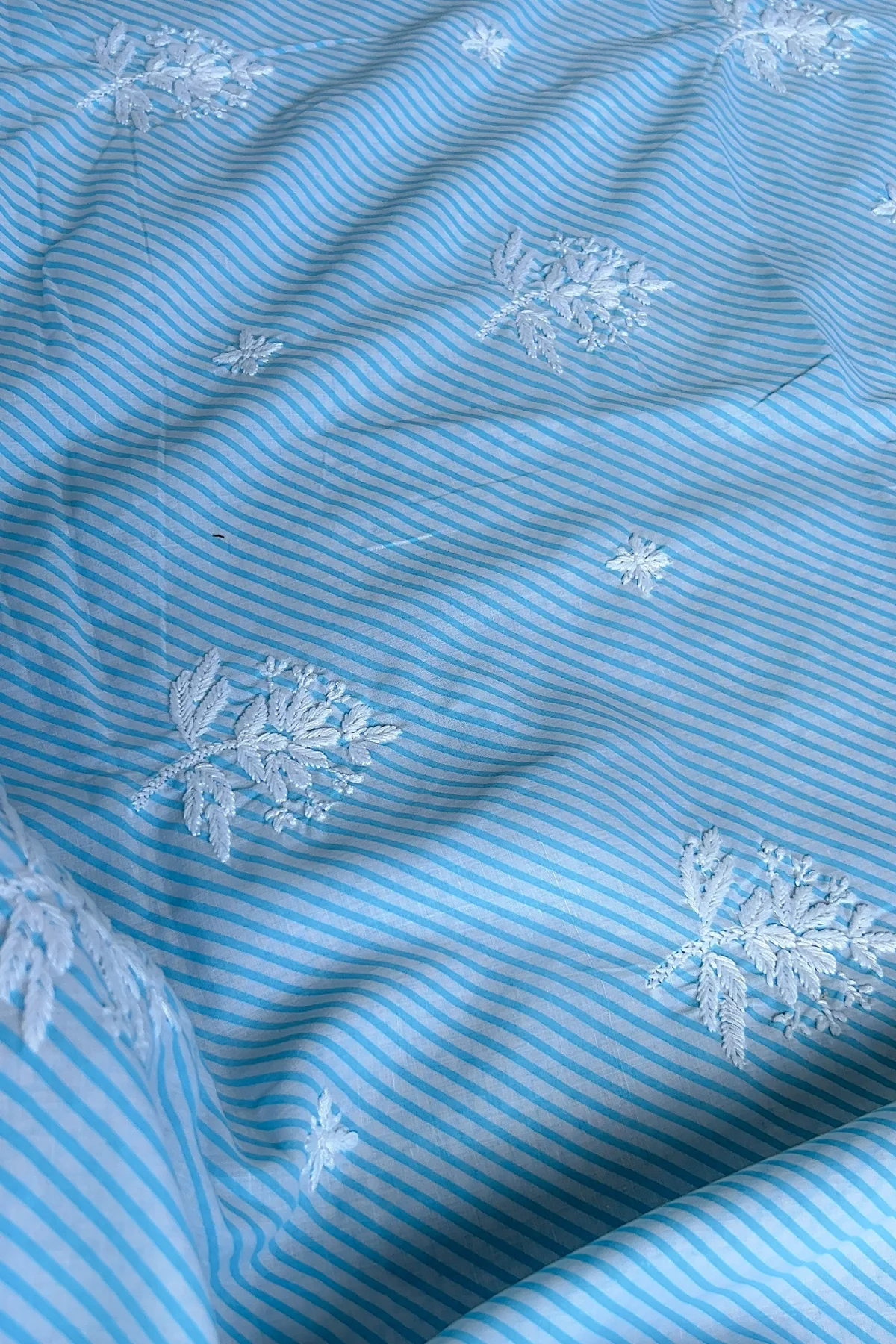 Arsh Handcrafted Leheriya Print Pure Cotton Unstitched Chikankari Kurti Pc - Image 4