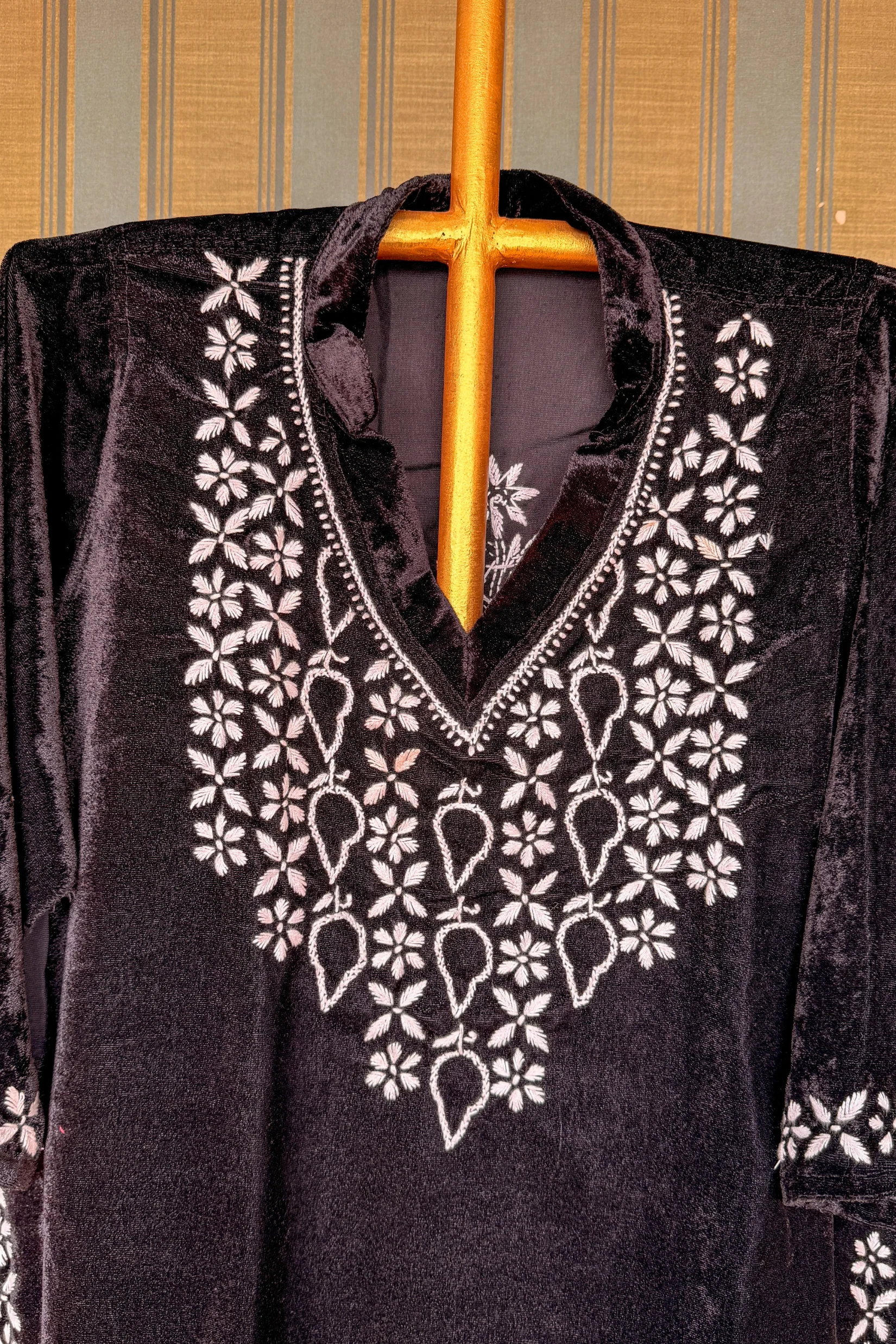 Arsh Handcrafted Velvet Chikankari Semi Stiched Coord Set - Image 3