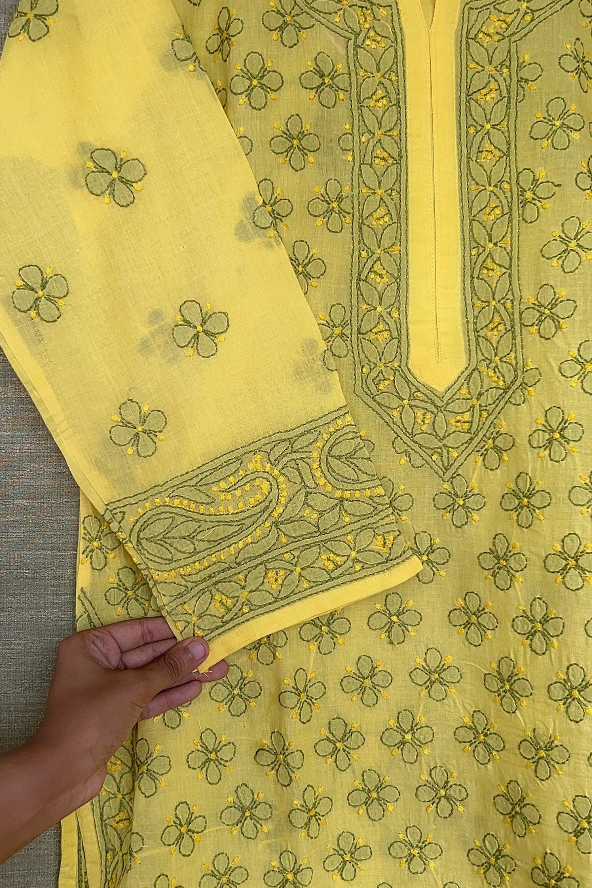 Arsh Handcrafted Front Booti Jaal Pure Cotton Kurti - Image 3