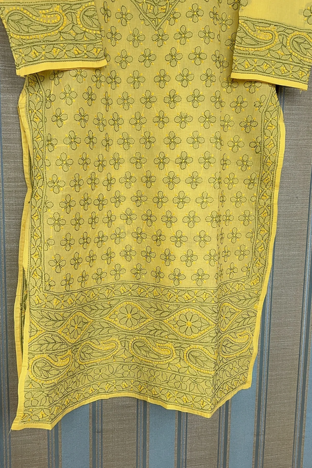 Arsh Handcrafted Front Booti Jaal Pure Cotton Kurti - Image 7
