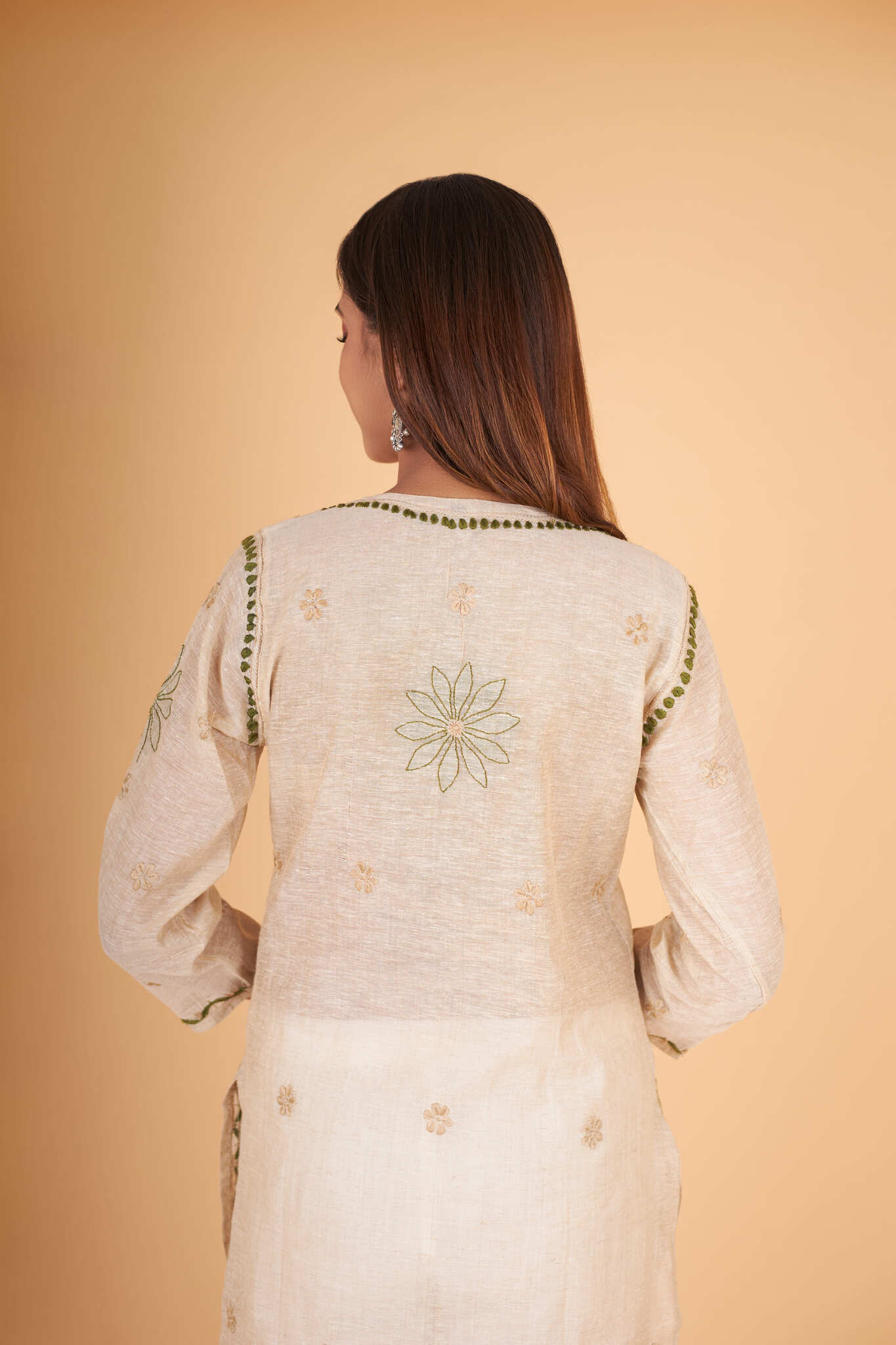 Arsh Handcrafted Gala Boota Khadi Cotton Kurti - Image 2