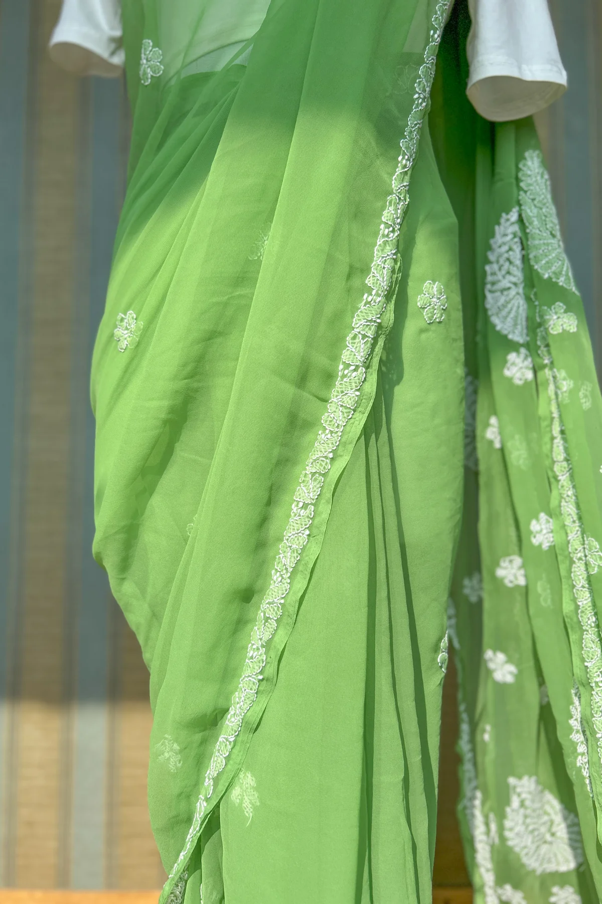 Arsh Handcrafted Semi Georgette Heavy Palla Green Chikan Embroidered Saree - Image 7