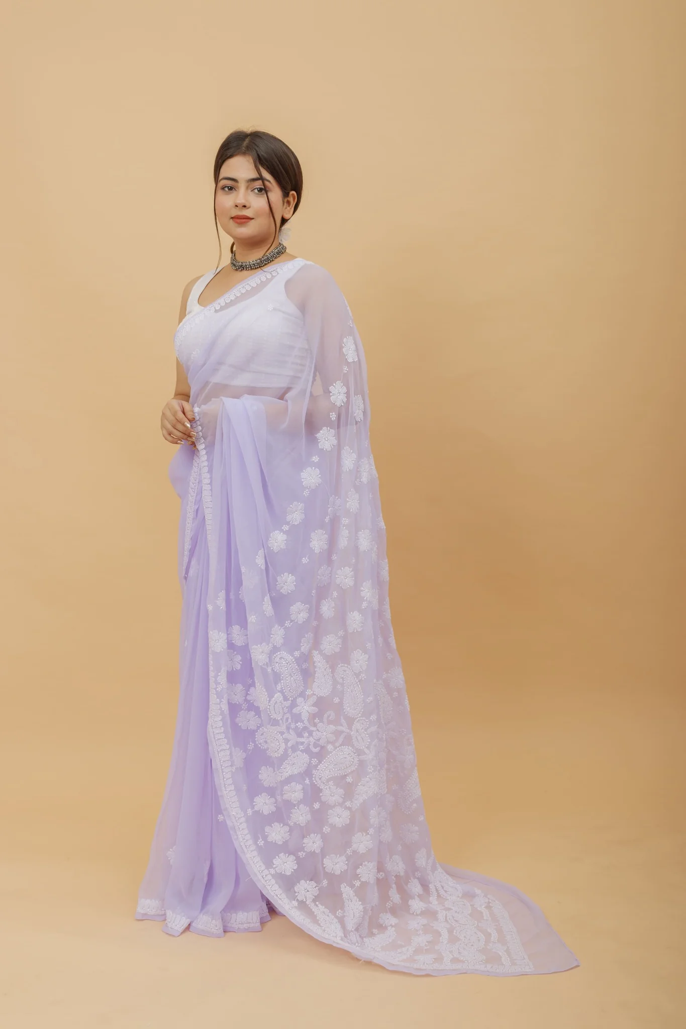 Arsh Handcrafted Semi Georgette Heavy Palla Chikan Embroidered Saree