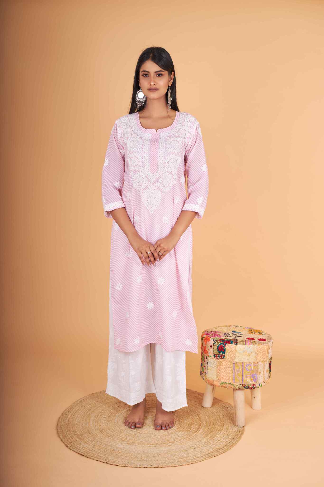 Arsh Handcrafted Leheriya Print Pure Cotton Chikan Kurti - Image 5