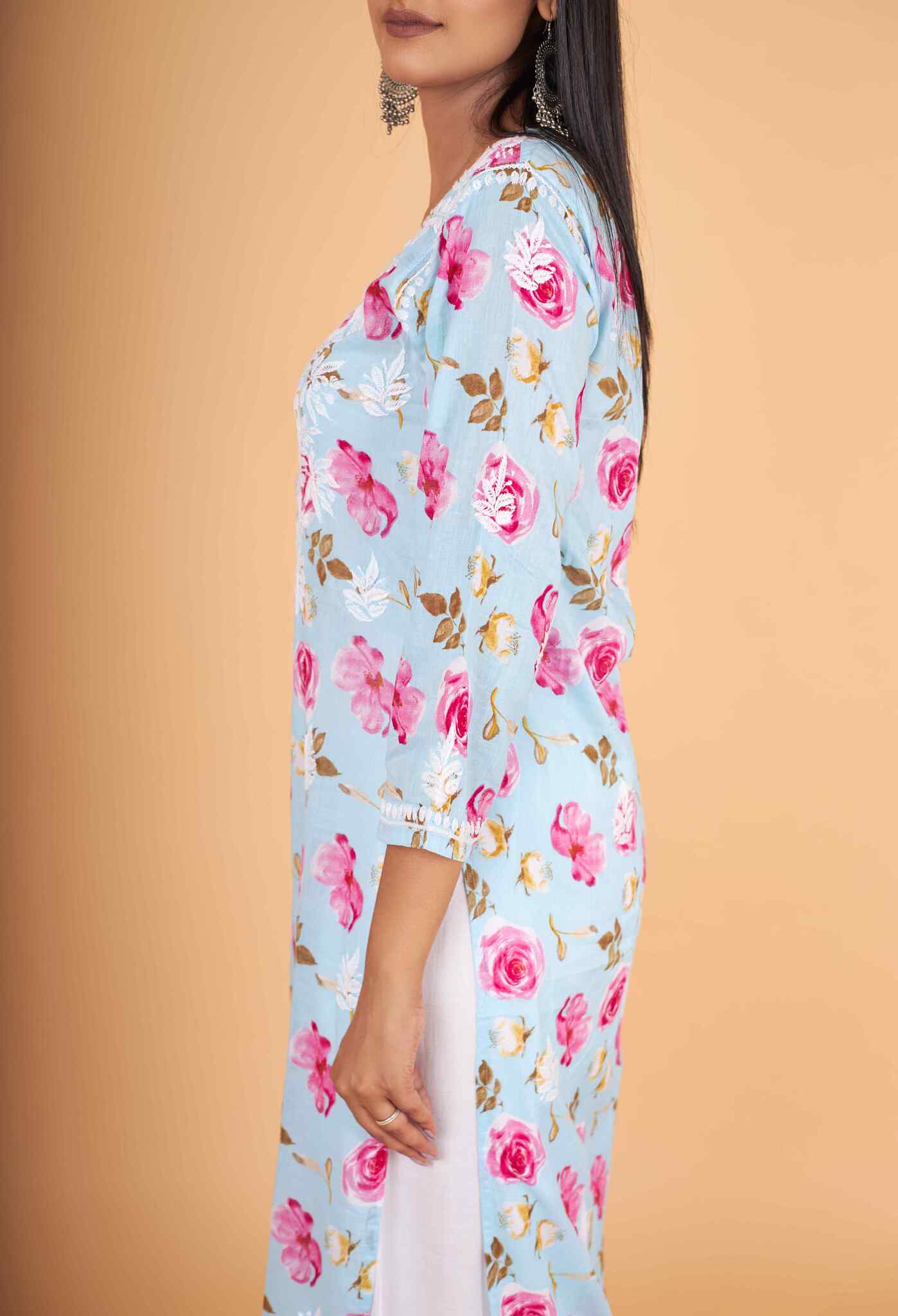 Arsh Handcrafted MulMul Cotton Printed Chikankari Kurti - Image 3